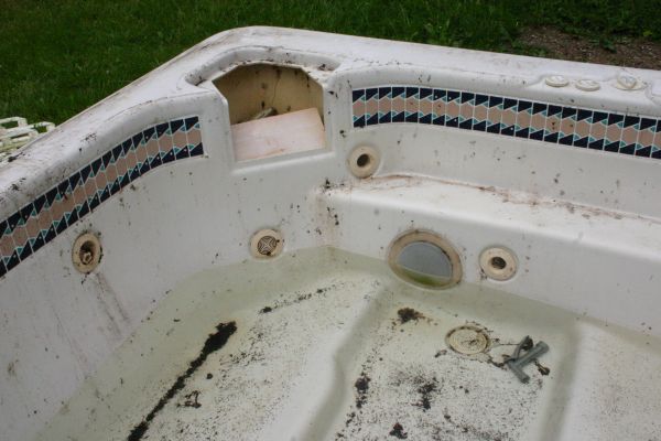 Hot Tub Removal in Jacksonville