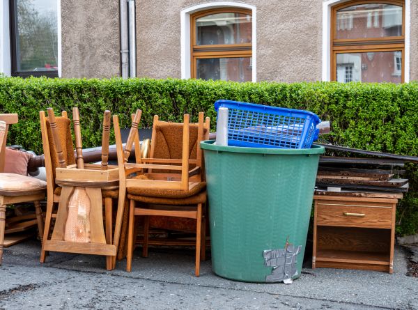 Chair Disposal Service in Jacksonville